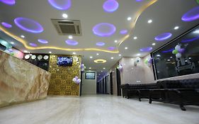 Hotel Rr International